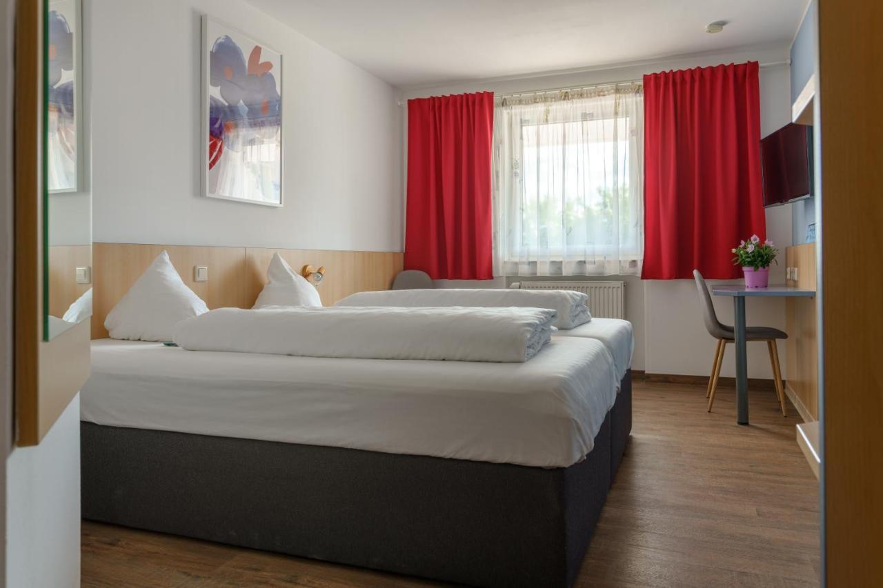 Motel Drei Koenig- Ihr Transithotel Heimsheim Екстериор снимка